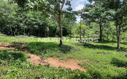 Sítio à venda em Correntina – Bahia – 100m de beira de rio