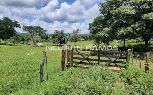 Sítio à venda em Correntina – Bahia – 100m de beira de rio