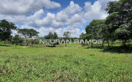 Sítio à venda em Correntina – Bahia – 100m de beira de rio