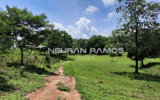 Sítio à venda em Correntina – Bahia – 100m de beira de rio