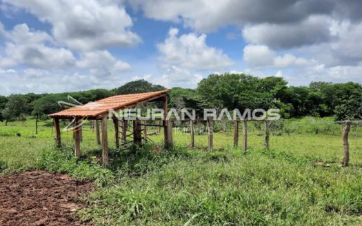 Sítio à venda em Correntina – Bahia – 100m de beira de rio