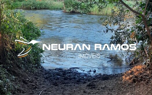 Chácara 4.7 hectares – Correntina – Beira de Rio