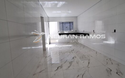 Casa à venda no Jardim Mont Serrat – Aparecida de Goiânia | 3 quartos, suíte, piscina e área gourmet