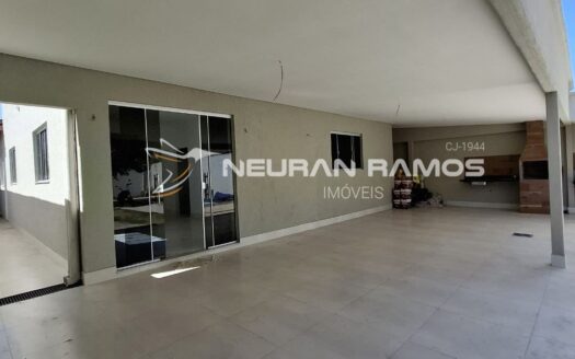 Casa à venda no Jardim Mont Serrat – Aparecida de Goiânia | 3 quartos, suíte, piscina e área gourmet