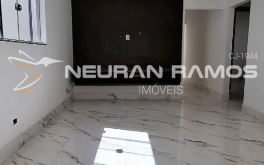 Casa à venda no Jardim Mont Serrat – Aparecida de Goiânia | 3 quartos, suíte, piscina e área gourmet