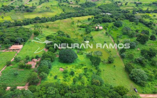 Chácara à venda em Correntina – BA | 4 hectares, 100m de beira de rio