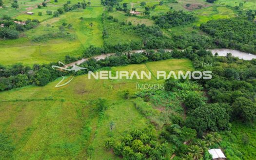 Chácara à venda em Correntina – BA | 4 hectares, 100m de beira de rio