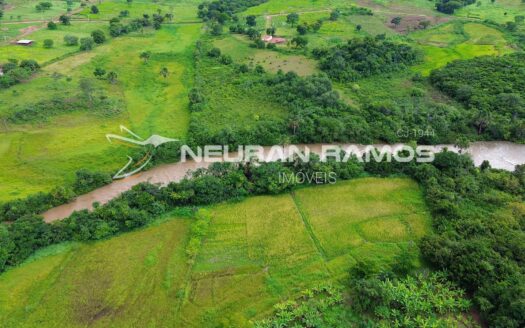 Chácara à venda em Correntina – BA | 4 hectares, 100m de beira de rio
