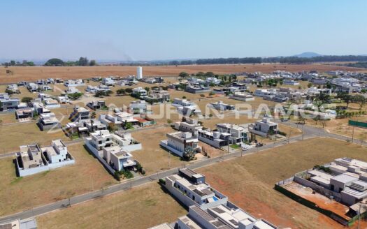 Lote à venda em Terras Alpha 1 – Senador Canedo | 360 m² – Próximo ao Oscar Niemeyer