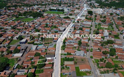 Terreno à Venda em Correntina – 360 m² | Localização Estratégica Próximo à Prefeitura e Fórum