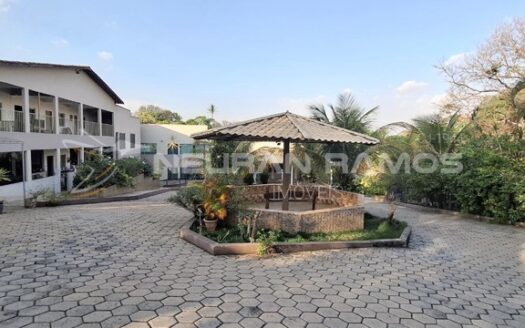 Chácara de Luxo à Venda em Aparecida de Goiânia | 4.200m² | Jardim Veneza | Alto Padrão com Córrego