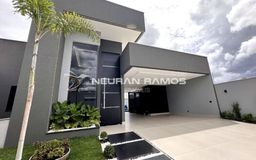 Casa Alto Padrão à Venda no Jardim Monte Serrat | 3 Suítes | Piscina Aquecida | Aparecida de Goiânia