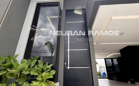 Casa Alto Padrão à Venda no Jardim Monte Serrat | 3 Suítes | Piscina Aquecida | Aparecida de Goiânia