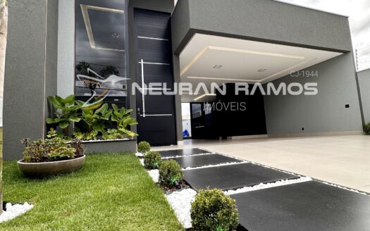 Casa Alto Padrão à Venda no Jardim Monte Serrat | 3 Suítes | Piscina Aquecida | Aparecida de Goiânia