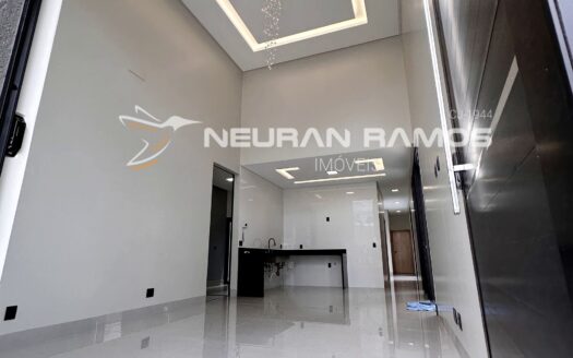 Casa Alto Padrão à Venda no Jardim Monte Serrat | 3 Suítes | Piscina Aquecida | Aparecida de Goiânia