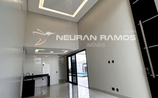 Casa Alto Padrão à Venda no Jardim Monte Serrat | 3 Suítes | Piscina Aquecida | Aparecida de Goiânia