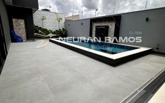 Casa Alto Padrão à Venda no Jardim Monte Serrat | 3 Suítes | Piscina Aquecida | Aparecida de Goiânia
