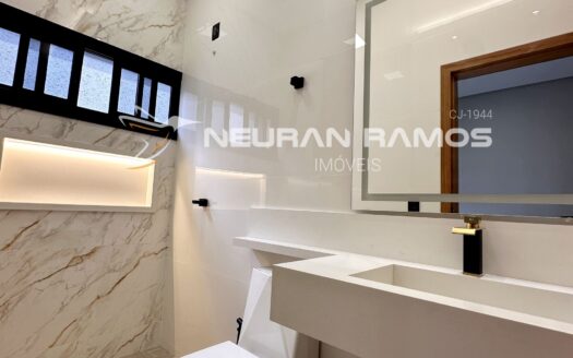 Casa Alto Padrão à Venda no Jardim Monte Serrat | 3 Suítes | Piscina Aquecida | Aparecida de Goiânia