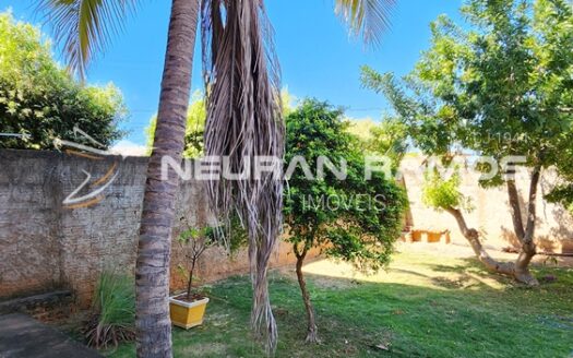 Casa de 1 Quarto à Venda em Correntina – BA | Lote de Esquina | Próximo ao Centro, Fórum e Prefeitura