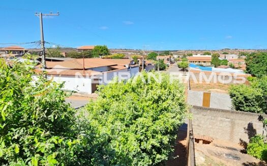 Casa de 1 Quarto à Venda em Correntina – BA | Lote de Esquina | Próximo ao Centro, Fórum e Prefeitura