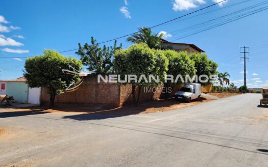 Casa de 1 Quarto à Venda em Correntina – BA | Lote de Esquina | Próximo ao Centro, Fórum e Prefeitura