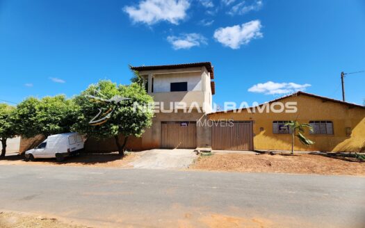 Casa de 1 Quarto à Venda em Correntina – BA | Lote de Esquina | Próximo ao Centro, Fórum e Prefeitura