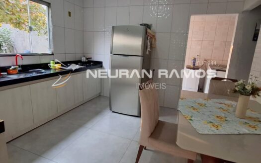 Casa à Venda em Aparecida de Goiânia | Lote Amplo 374m² | Quintal Grande | Excelente Localização