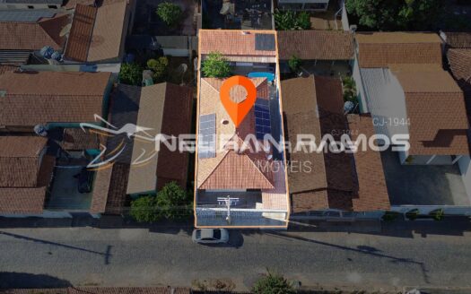 Casa à Venda em Correntina – BA | 4 Quartos | Piscina Aquecida | Energia Solar