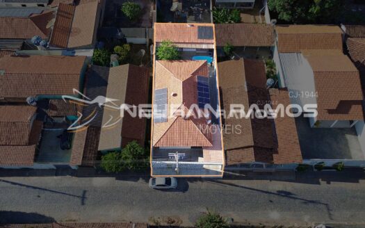 Casa à Venda em Correntina – BA | 4 Quartos | Piscina Aquecida | Energia Solar