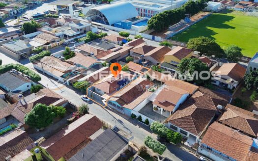 Casa à Venda em Correntina – BA | 4 Quartos | Piscina Aquecida | Energia Solar