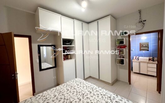 Casa à Venda em Correntina – BA | 4 Quartos | Piscina Aquecida | Energia Solar