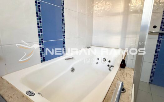 Casa à Venda em Correntina – BA | 4 Quartos | Piscina Aquecida | Energia Solar