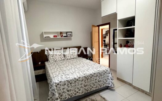 Casa à Venda em Correntina – BA | 4 Quartos | Piscina Aquecida | Energia Solar