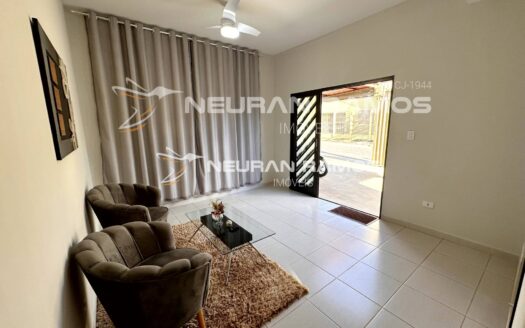 Casa à Venda em Correntina – BA | 4 Quartos | Piscina Aquecida | Energia Solar