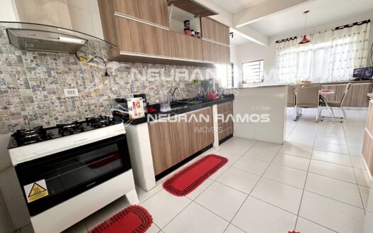 Casa à Venda em Correntina – BA | 4 Quartos | Piscina Aquecida | Energia Solar