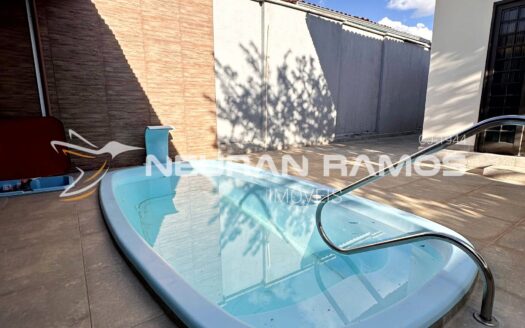 Casa à Venda em Correntina – BA | 4 Quartos | Piscina Aquecida | Energia Solar
