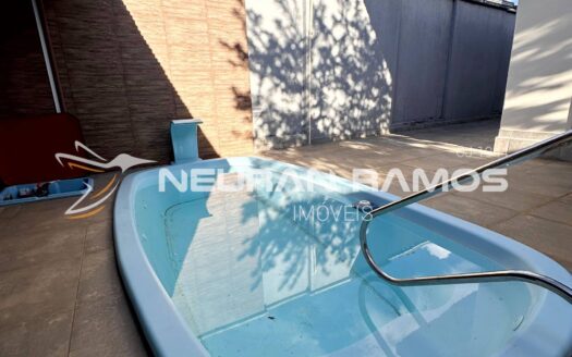 Casa à Venda em Correntina – BA | 4 Quartos | Piscina Aquecida | Energia Solar