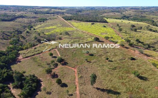 Fazenda à venda em Correntina BA | 106 hectares, toda com pastagem formada e beira de rio